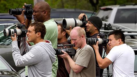 Inside the World of the Hollywood Paparazzi - ABC News