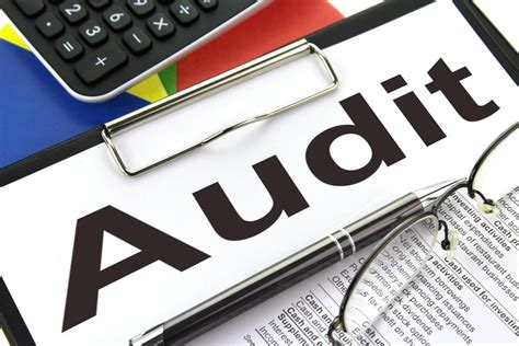 Audit - Free of Charge Creative Commons Clipboard image