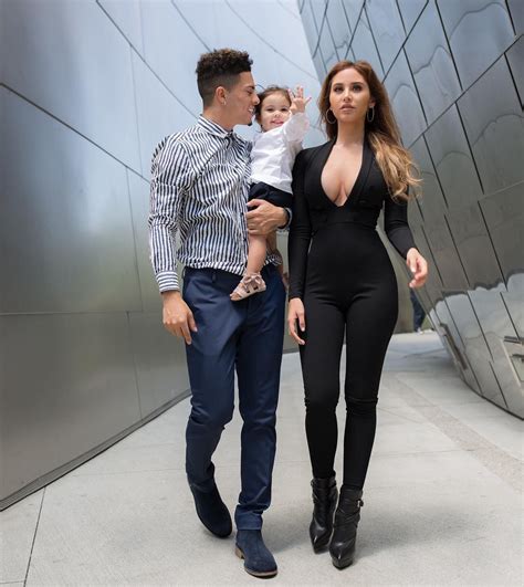 #Youtuber Cute Family, Baby Family, Family Goals, Fashion Looks, Girl ...