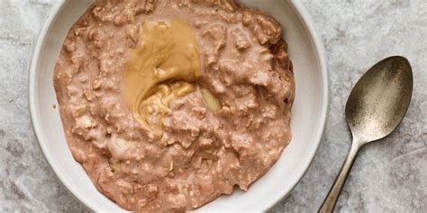 Chocolate Overnight Oats Recipe | SELF