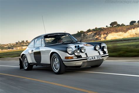 Porsche 911 ST Rally