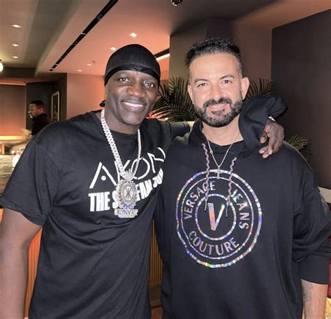 AKON'S SOUL THRIVES ON SOLD-OUT TOUR : HITS Daily Double