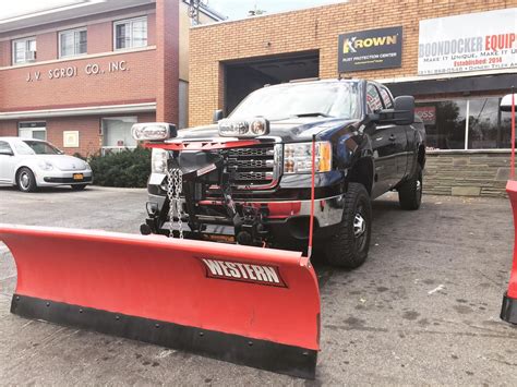 USED 8' Western Pro Plow Install — Boondocker Equipment, Inc.