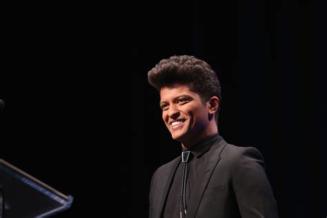 Bruno Mars Super Bowl Halftime Show: Singer Won't Get Paid | Time