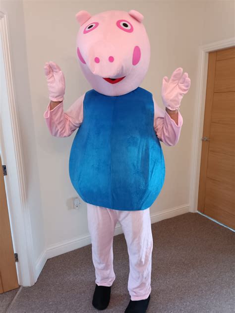 George Pig - Solihull Mascot Hire