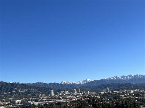 Incredible to see so much snow up on the mountains : r/LosAngeles