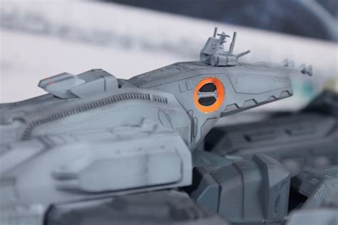 Dennis-Toys: 1/4000 Scale SDF-1 Macross Model Kit from Macross: Do You ...