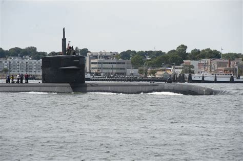 DVIDS - Images - USS Newport News (SSN 750) Arrives at Submarine Base ...