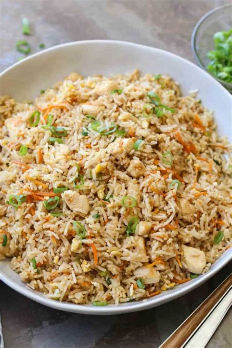 Easy Chicken Fried Rice Recipe - Valentina's Corner