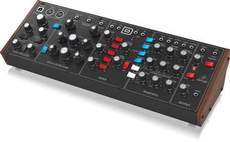 Behringer MODEL D Synthesizer Fiyatı | MyDukkan