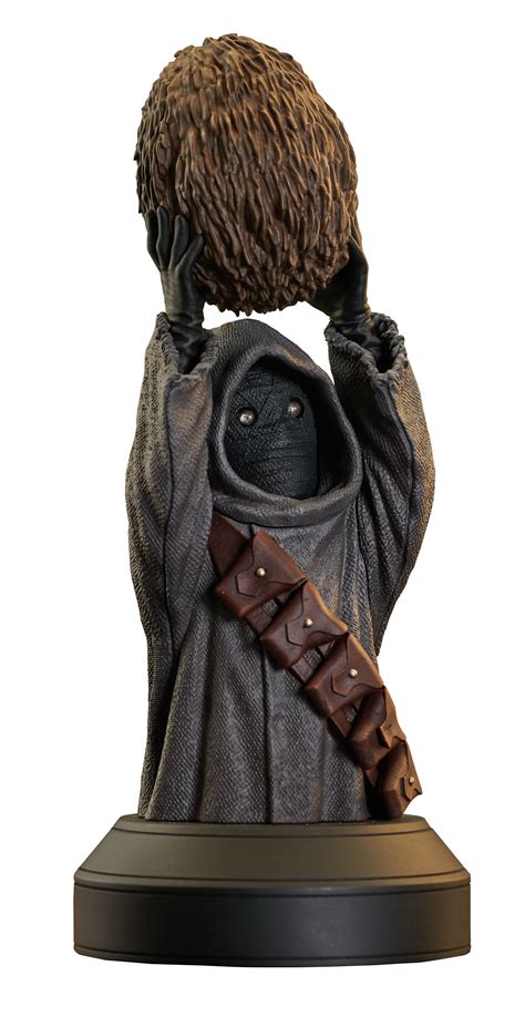 JAN232417 - STAR WARS THE MANDALORIAN JAWA W/EGG 1/6 SCALE BUST 2 ...