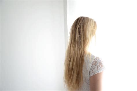 hairstyle blonde gif | WiffleGif