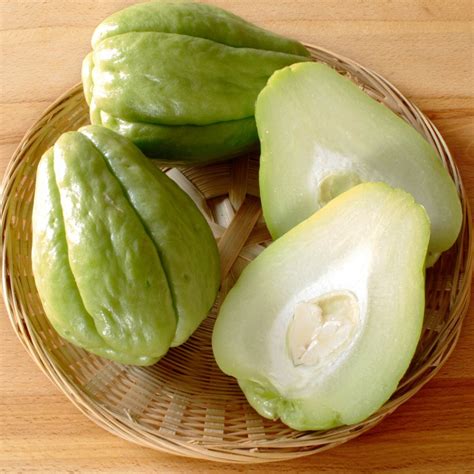 Organic Chayote Mirliton Pear Squash Sechium edule - 2 Fresh Fruits Seeds