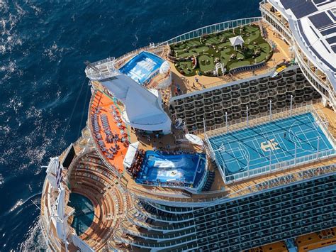 Luxury Life Design: Allure of the Seas - the largest and most expensive ...