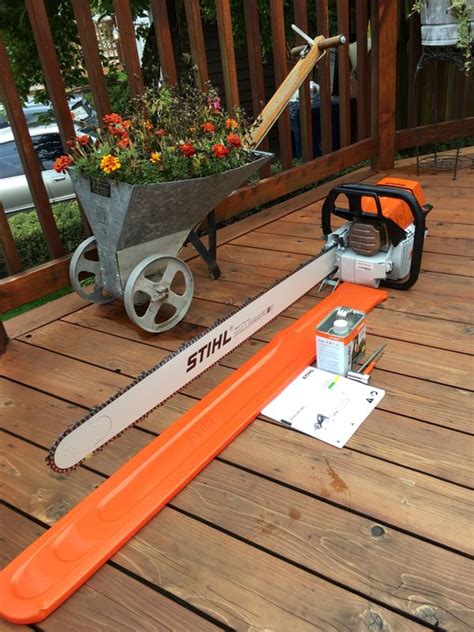 NEW Stihl MS 880 Magnum Chain Saw w/ 41" Chain for Sale in Lake Stevens, WA - OfferUp