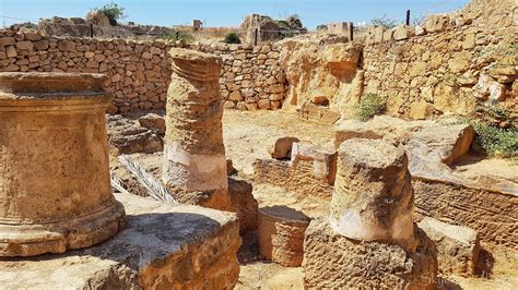 How to Find the Tomb of the Kings in Paphos, Cyprus