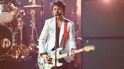 5 Billie Joe Armstrong guitars that defined Green Day's career | Guitar World