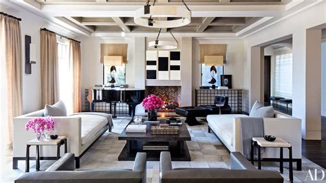 5 Ways Kourtney Kardashian Decorates with Neutrals in Her Calabasas House | Architectural Digest