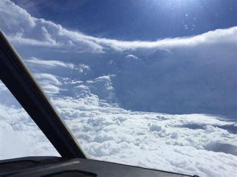 🔥Flying through the eye of a hurricane🔥 : r/NatureIsFuckingLit