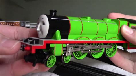 Bachmann HO Scale Henry Review And Run - YouTube