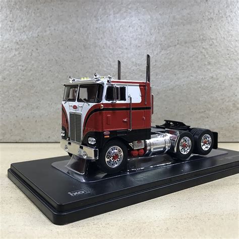 Peterbilt Diecast Trucks | canoeracing.org.uk