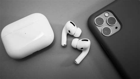 Apple Air Pods | @LouHowort | Flipboard