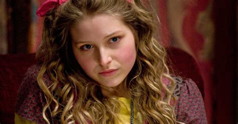 Lavender Brown Versus The "Right Kind" Of Female Hero