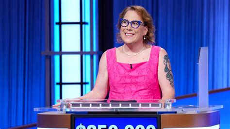 'Jeopardy!': Amy Schneider Reveals Which Contestant She'd Like to Compete Against