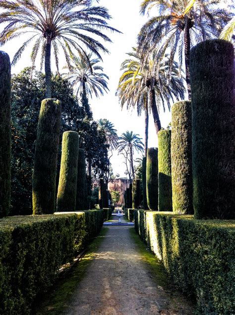 Spanish Landscape Architecture: Alcazar of Sevilla Gardens - Land8