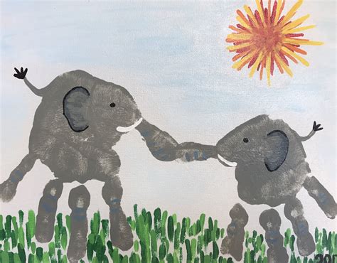 Handprint Art #elephants | Zoo animal crafts, Baby handprint, Handprint art