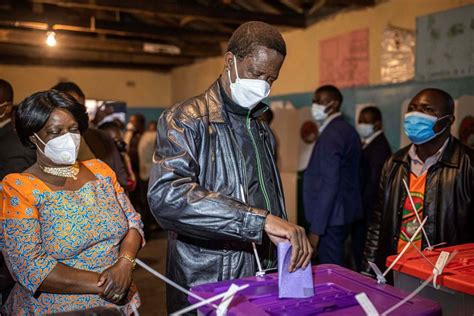 Zambia elections: President Edgar Lungu concedes to Hakainde Hichilema ...