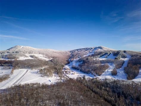 Canaan Valley Skiing: 70 Years of Tracks and Turns | Tucker County ...