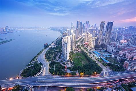 Industrial “edge cities” have helped China grow | MIT News | Massachusetts Institute of Technology