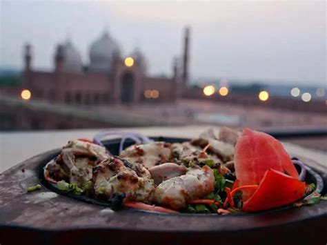 Lahore Food Street Tour – Qaisar Tours – Lahore Pakistan | Lahore Tour ...