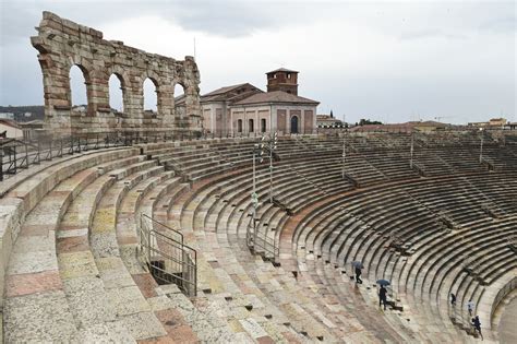 Top Opera Houses and Historic Theaters in Italy