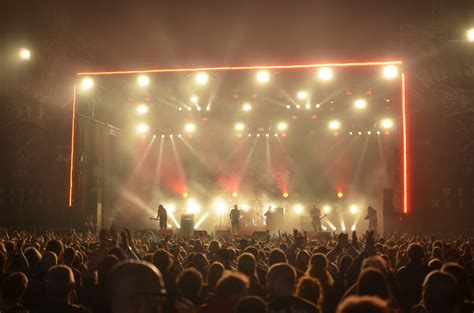 Free Images : music, people, crowd, celebration, singer, band, audience, musician, festival ...