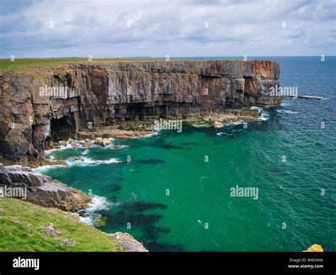 Pembrokeshire cliffs coast dramatic hi-res stock photography and images ...