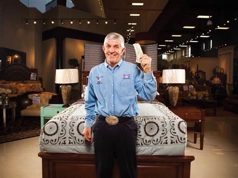 Mattress Mack bounces back from surgery with support from a president ...