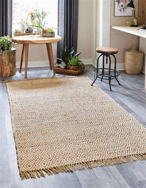 What Color Rugs Go with Grey Floors? - 12 Ideas