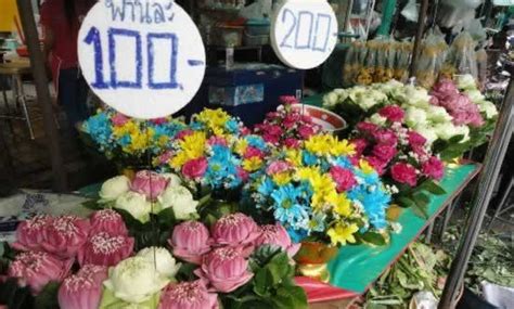 Bangkok Flower Market - A must visit for Flower lovers visiting Bangkok