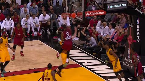 Dwyane Wade With Huge Putback Dunk Over Kevin Love (VIDEO)