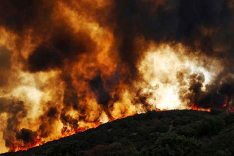 Thousands more evacuated from California's largest wildfire | ABS-CBN News