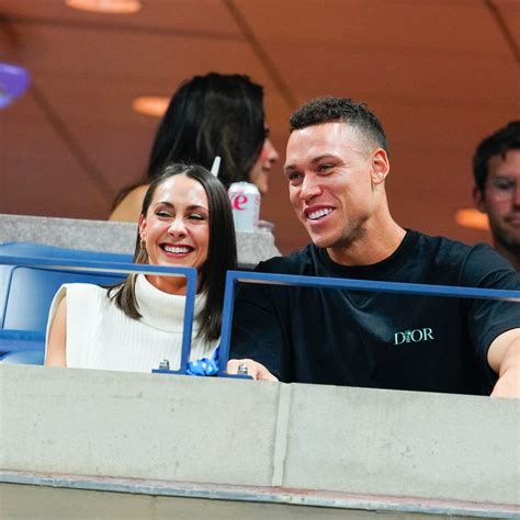 Meet Aaron Judge's Wife, Samantha Bracksieck | POPSUGAR Celebrity UK