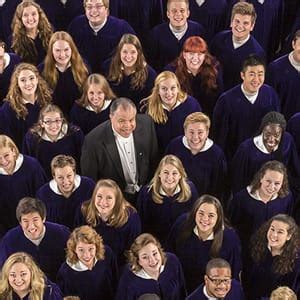 St. Olaf Choir and Magnum Chorum team up for Pietá – St. Olaf College