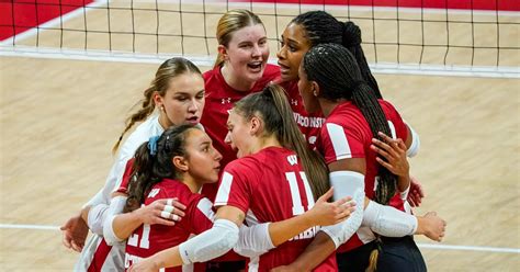 Badgers advance to Final Four with 3-1 win over Oregon - Bucky's 5th ...