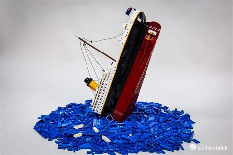 LEGO for Adults - Creator Expert - 10294 Titanic - TBB Review - PNS7D-88 - The Brothers Brick ...