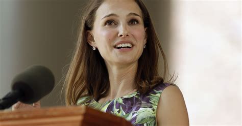 natalie-portman-harvard-commencement-speech-2015-graduation