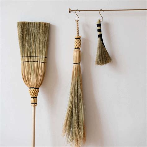 5 Different Types of Brooms and their Uses in Housekeeping