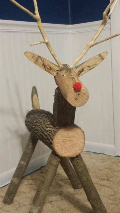 Log Reindeer by Thomas Donegan | Decoration noel, Deco noël bois, Decoration noel exterieur