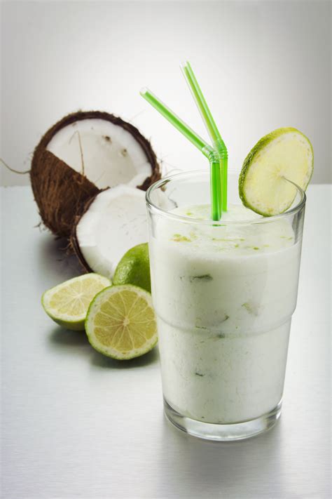 Coconut Juice Recipes To Fight Aging and Lose Weight